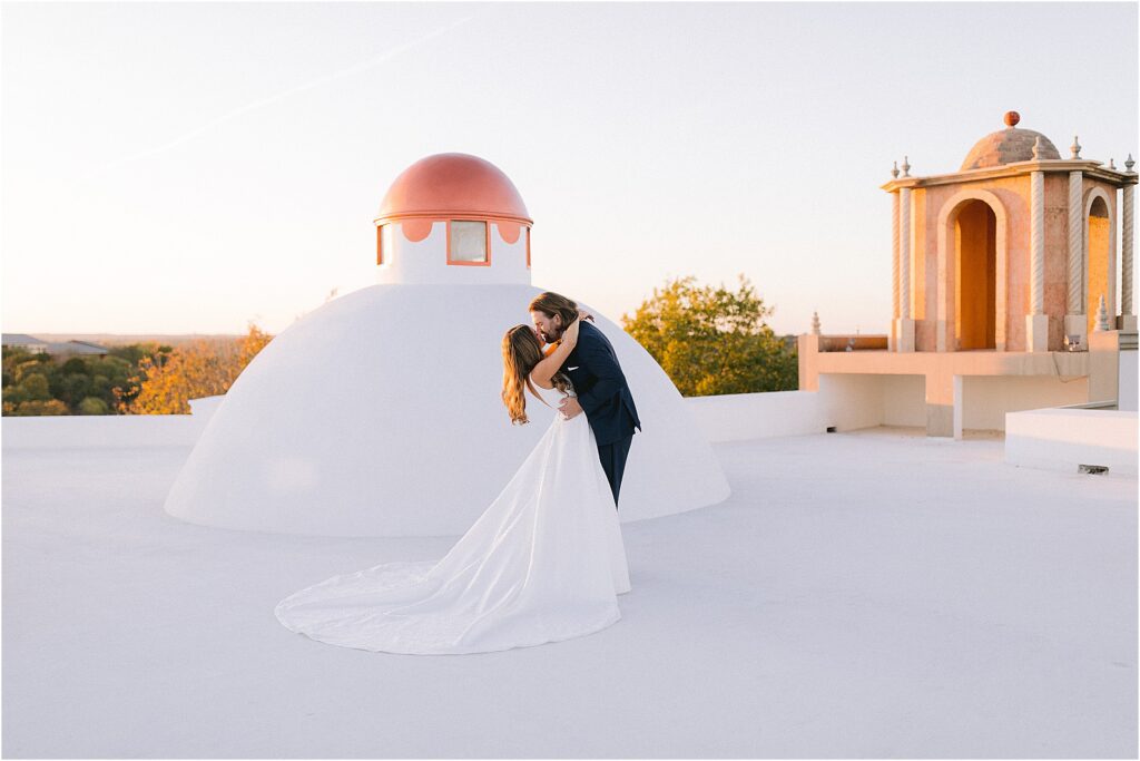 rooftop sunset bride and groom portrait at stoney ridge villa in fort worth Texas