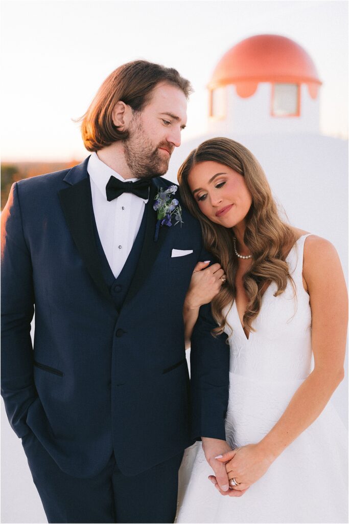 rooftop sunset bride and groom portrait at stoney ridge villa in fort worth Texas