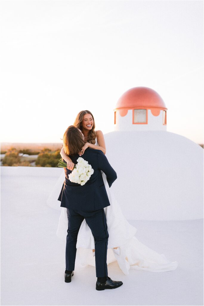 rooftop sunset bride and groom portrait at stoney ridge villa in fort worth Texas